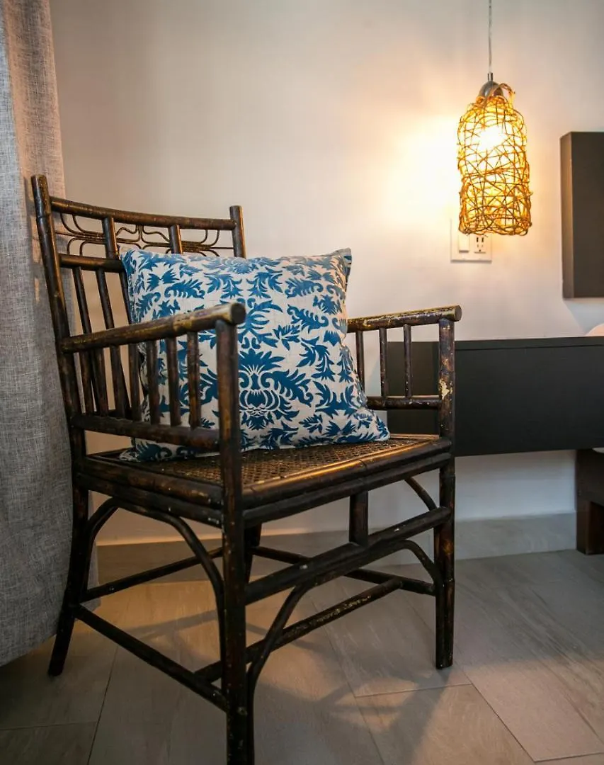 Numero Uno Beach House San Juan Guest house